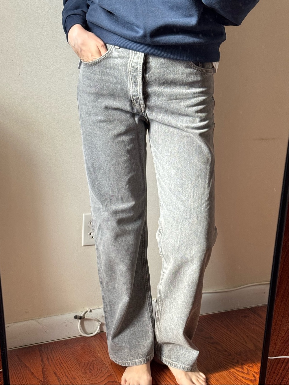 Massimo Dutti straight leg high waisted jeans / Size 6
